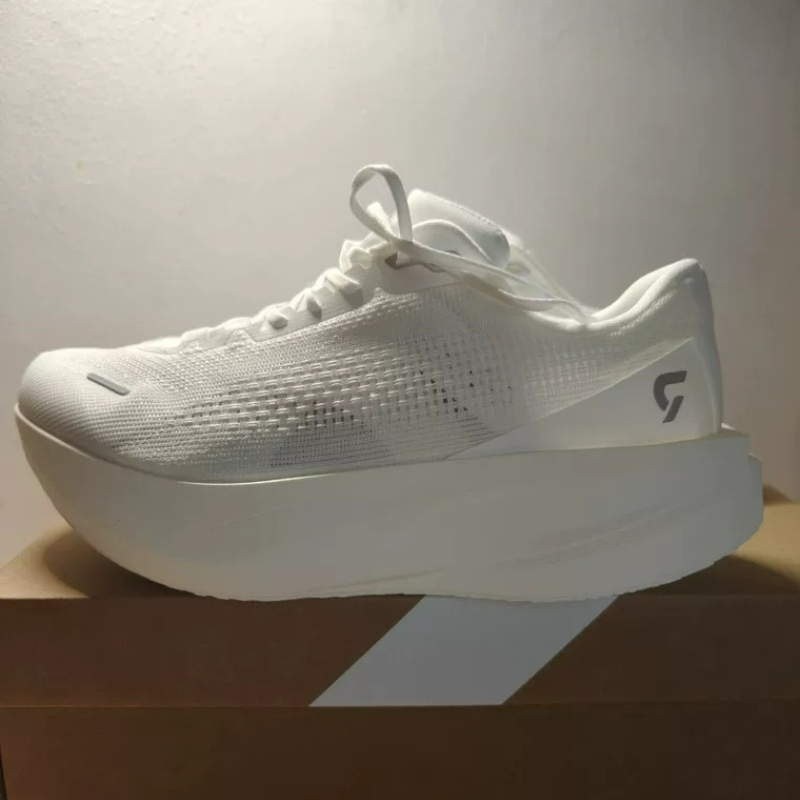 DYNAFISH Training Shoes For Me - Men Shoes Vs Women 评论和价格